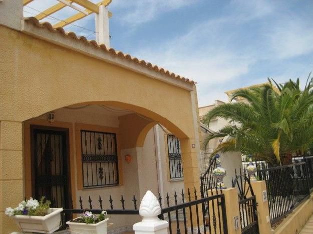 Bungalow en venta en Altos (Los), Alicante (Costa Blanca)