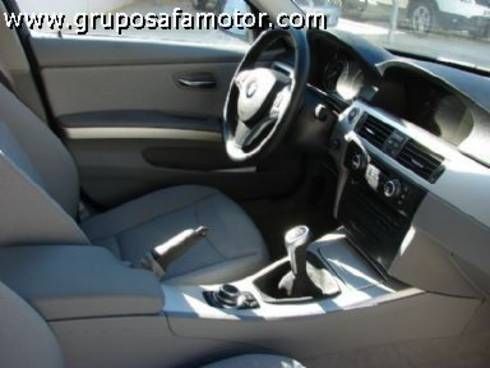 BMW Serie 3 3.0 I 218CV ( PREMIUM SELECTION)