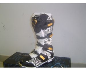 BOTAS MOTOCROSS