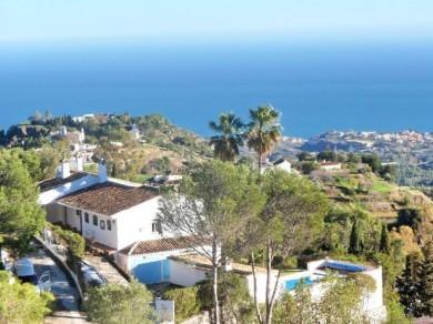 Chalet con 4 dormitorios se vende en Mijas Pueblo, Costa del Sol