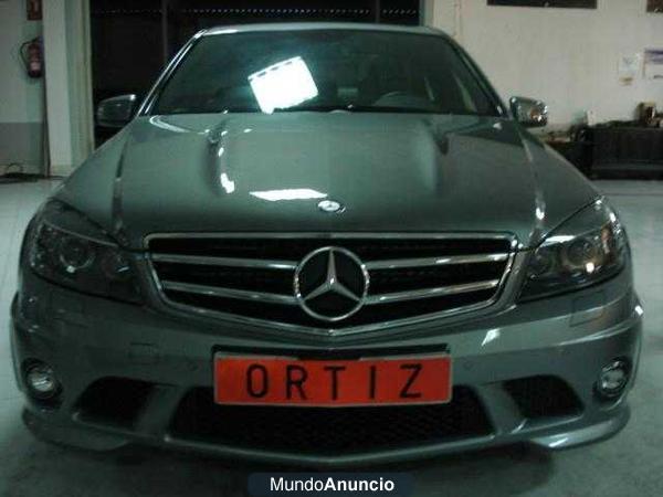 Mercedes-Benz C 63 AMG