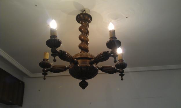 VENDO CONJUNTO MUEBLES ANTIGUOS : 2 APARADORES 1 MESA 6 SILLAS