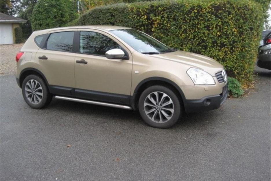 Nissan Qashqai 2,0 dCi Visia aut. 4WD