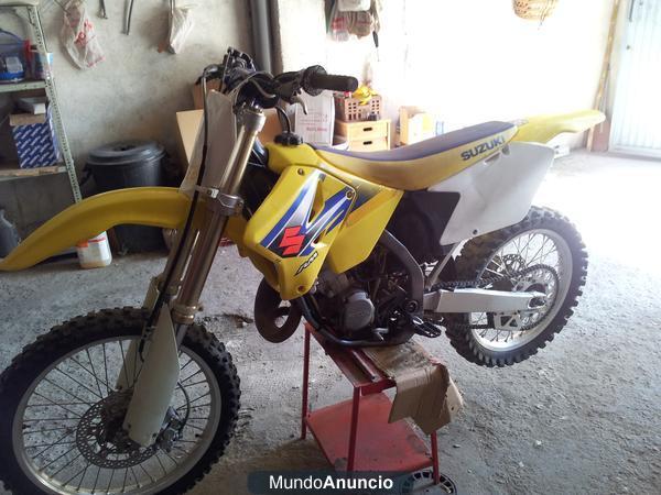 Suzuki rm 125