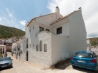 Apartamento con 2 dormitorios se vende en Benahavis, Costa del Sol - mejor precio | unprecio.es