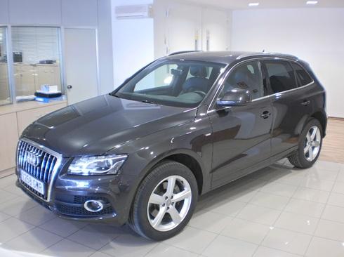 Audi Q5 3.0 TDI QUATTRO S-LINE S-TRONIC