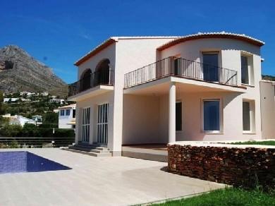 Chalet con 4 dormitorios se vende en Javea, Costa Blanca