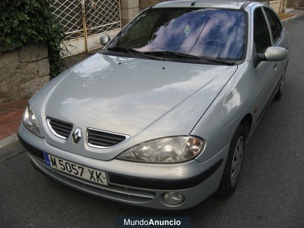 Vendo Renault Megane 990 Euros