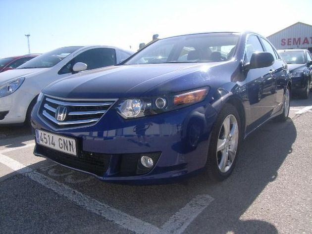 AUDI A8 2.5 TDI