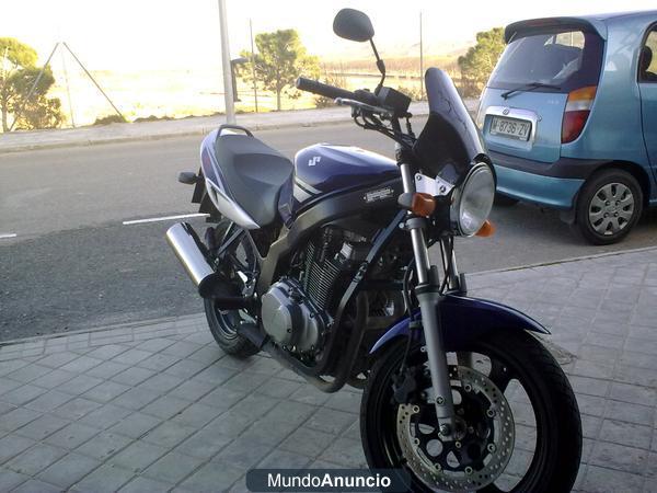 se vende GS 500 13000 KM