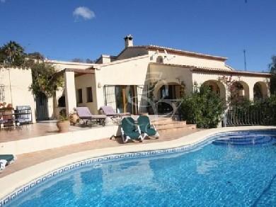 Casa de Campo con 6 dormitorios se vende en Benissa