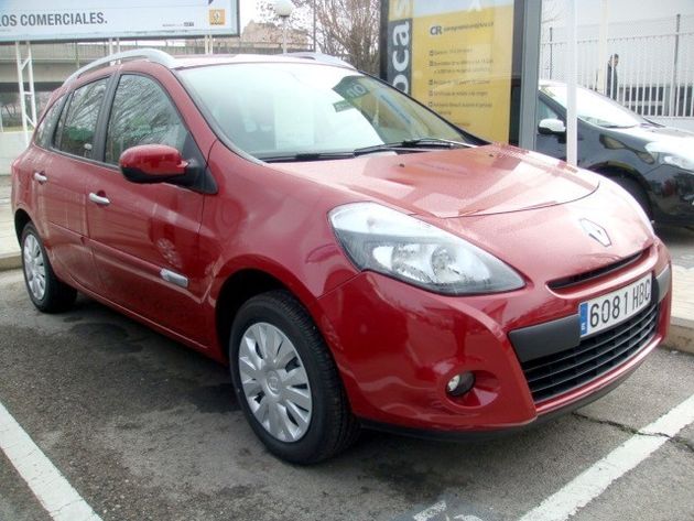 RENAULT CLIO  G.TOUR 1.2 EXPRESSION