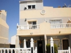 Adosado con 2 dormitorios se vende en Orihuela Costa, Costa Blanca - mejor precio | unprecio.es