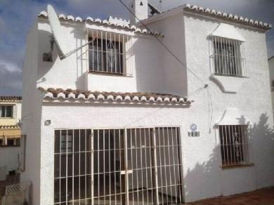 Chalet con 4 dormitorios se vende en Mijas Costa, Costa del Sol