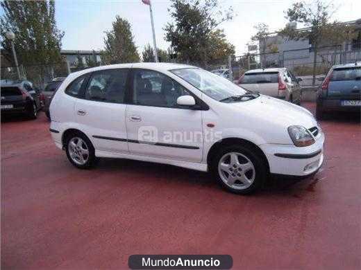 Nissan Almera Tino 2.2Di Ambience