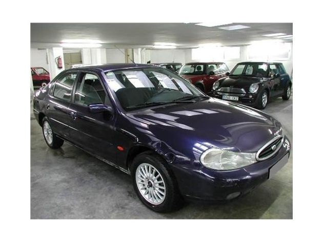FORD MONDEO OLD 1.8TD GHIA