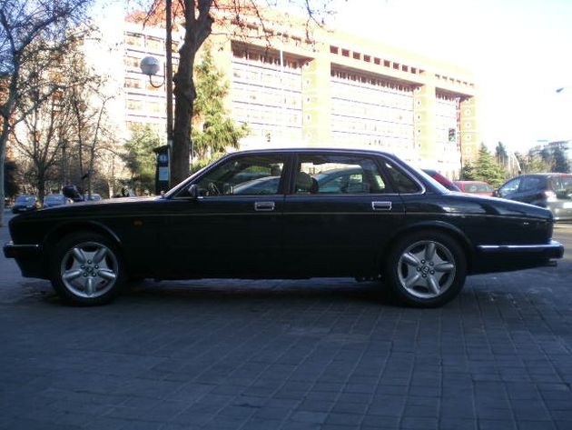 JAGUAR XJ SERIES xj6
