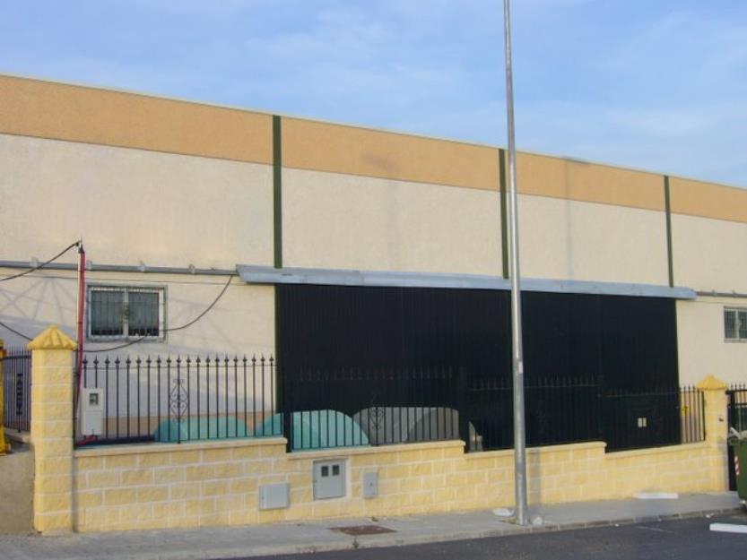 Nave Industrial - buen precio negociable