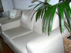 Sofá de piel beige + 2 sillones + reposapies + 2 mesas - mejor precio | unprecio.es