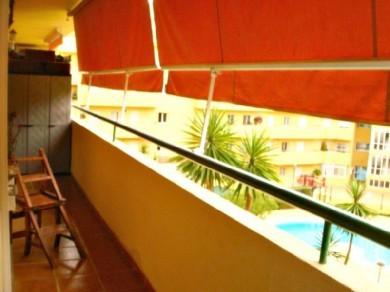 Apartamento con 2 dormitorios se vende en Fuengirola, Costa del Sol