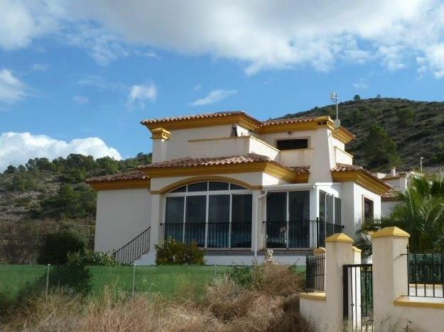 Chalet en venta en Hondón de las Nieves, Alicante (Costa Blanca)