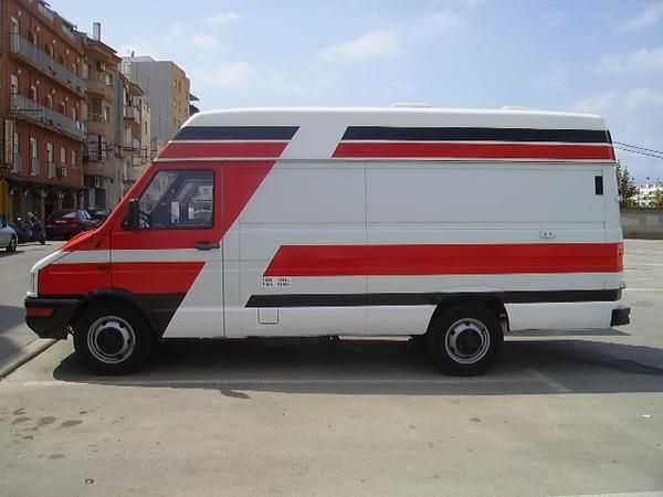 Iveco Camper Furgón-vivienda Gran Volumen (96)