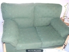 SOFA DE 2 PLAZAS TELA CHENILLA COLOR VERDE SEMINUEVO, NO SE HUNDE BARATO POR LA CRISIS - mejor precio | unprecio.es