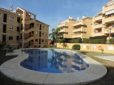 Apartamento con 2 dormitorios se vende en Mijas Costa, Costa del Sol