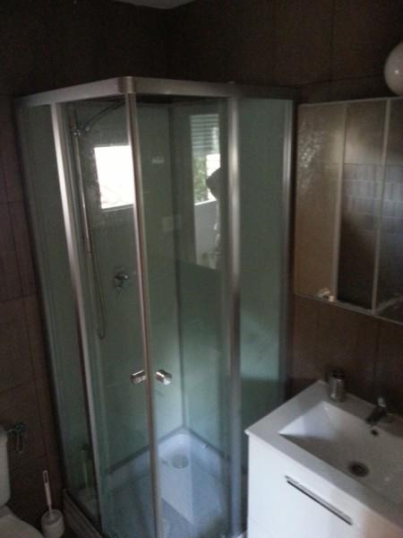 Ocasion habitacion amueblada con baño individual en chalet en Zaragoza