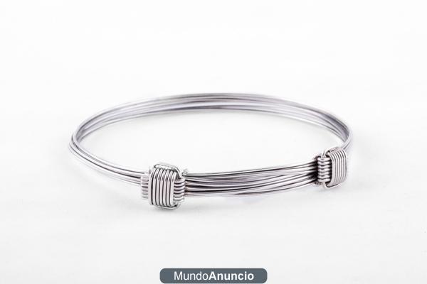 pulsera de plata y nudos africanos