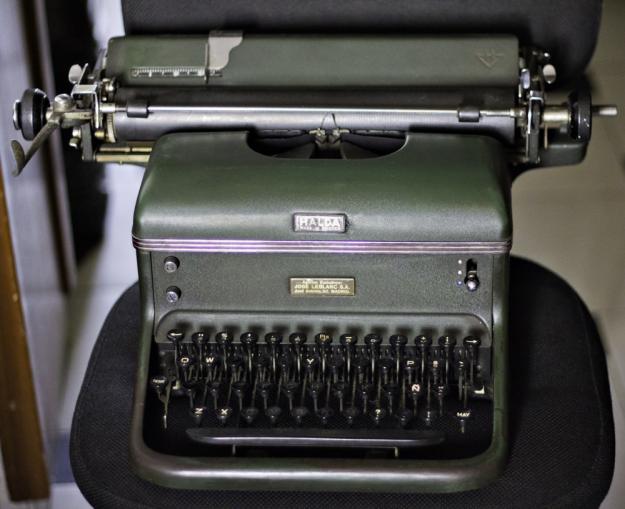 Máquina de escribir HALDA Perfecto estado