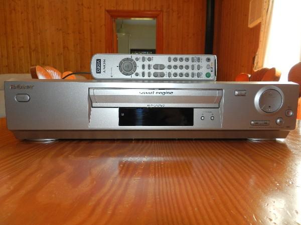 Vendo video VHS SONY SLV-SB620E