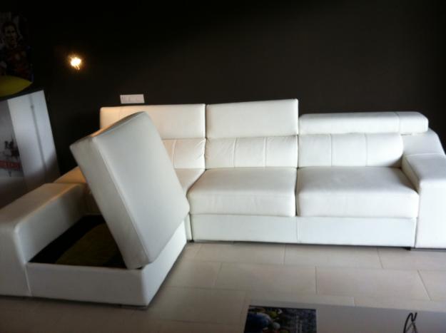Sofá blanco tres plazas + chaise longue SEMINUEVO