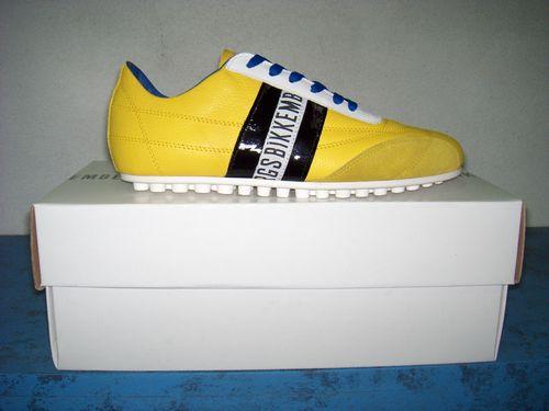 Zapatillas bikkemberg ultimo modelo.