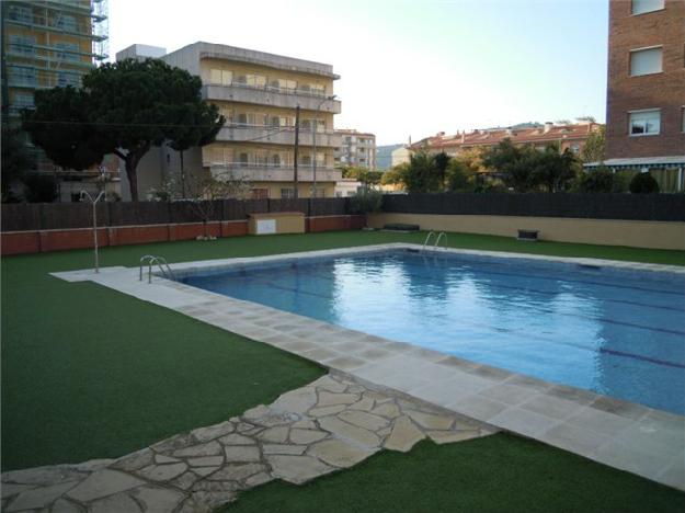 Apartamento en Malgrat de Mar de 2 habitaciones con piscina comunitaria