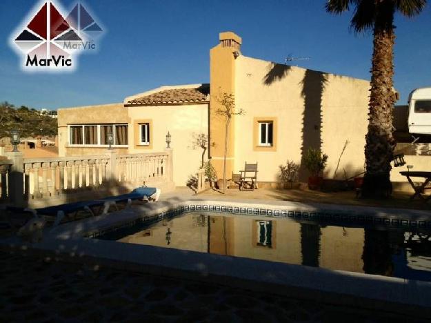 Bungalow en venta en Nucia (la), Alicante (Costa Blanca)