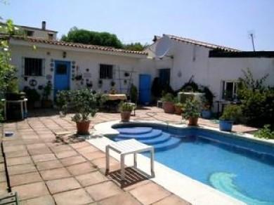 Chalet con 4 dormitorios se vende en Manilva, Costa del Sol