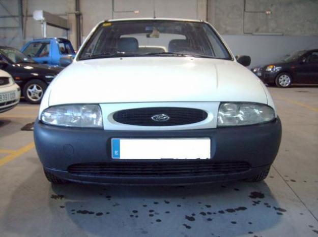 Venta de coche Ford Fiesta 1.8D '98 en Cambados