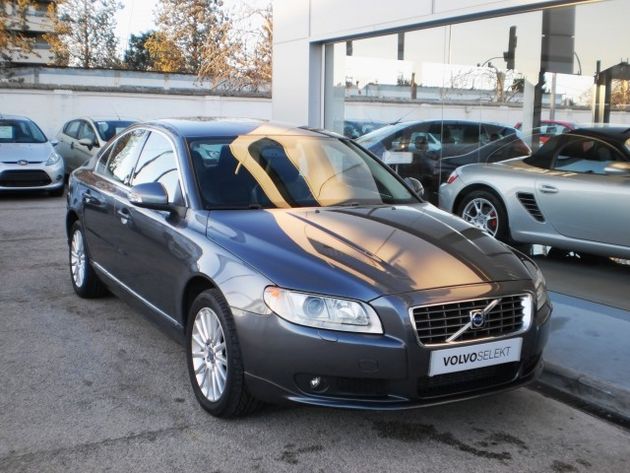 VOLVO S 80 SUMMUN