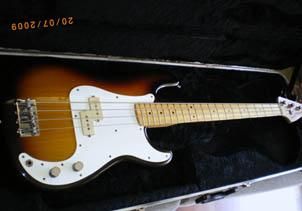 BAJO FENDER PRECISSION BASS USA 1983