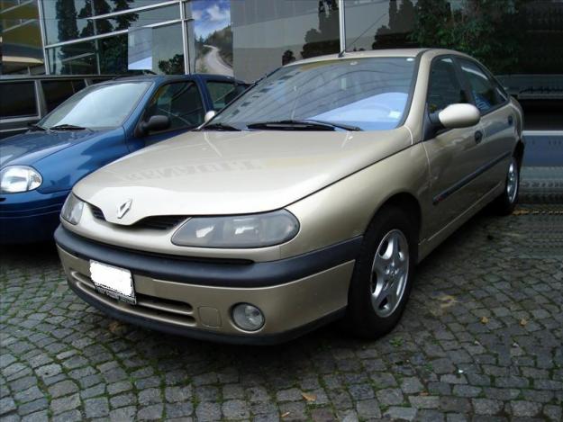 RENAULT LAGUNA RXE 2.2