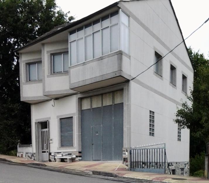 CASA urbana con finca edificable en FRIOL