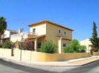 Chalet con 3 dormitorios se vende en Villamartin, Costa Blanca - mejor precio | unprecio.es