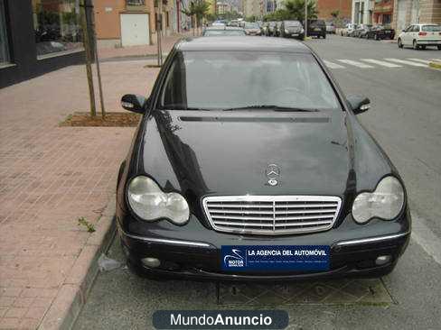 Mercedes-Benz Clase C 270 CDI ELEGANCE