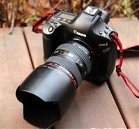 Canon EOS 1Ds Mark III