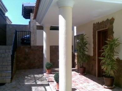 Chalet con 3 dormitorios se vende en Rincon de la Victoria, Costa del Sol, Axarquia