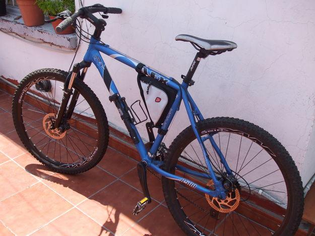 MONTAIN BIKE CONOR 8500 AFX DISCO HIDRAULICO