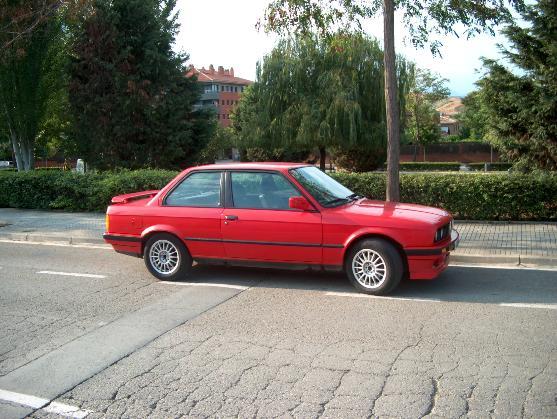 SE VENDE BMW 318 IS CARROCERIA E30