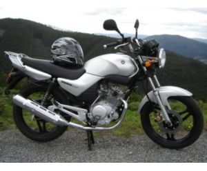 YAMAHA YBR 125