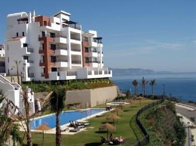 Apartamento con 3 dormitorios se vende en Torrox, Costa del Sol, Axarquia